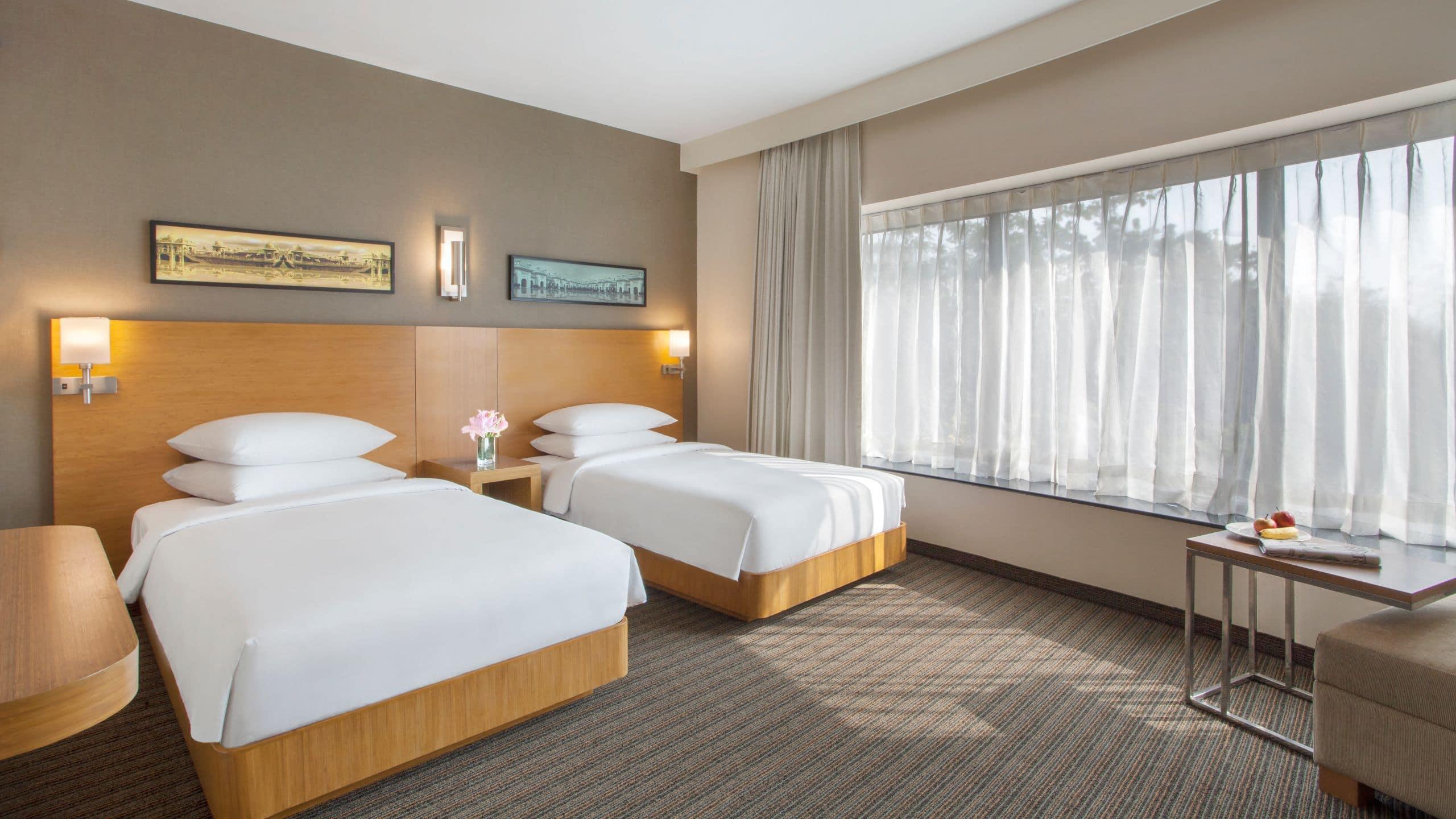 Hyatt Place Hyderabad Banjara Hills Luaran gambar A room at the hotel