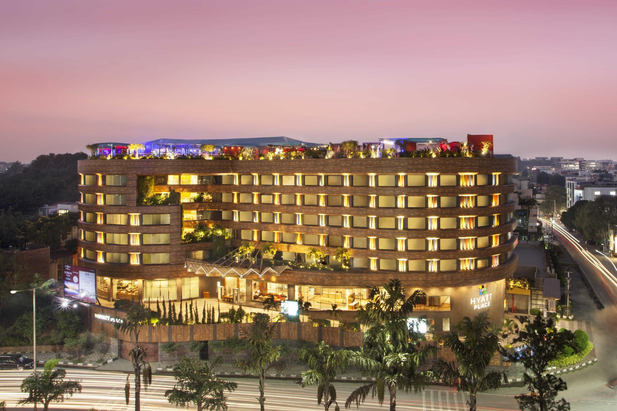 Hyatt Place Hyderabad Banjara Hills Luaran gambar The Park, Hyderabad